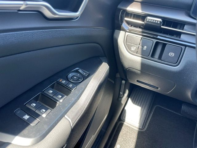 Fahrzeugabbildung Kia Sportage Black Edition LED Kamera elek. Heckkl