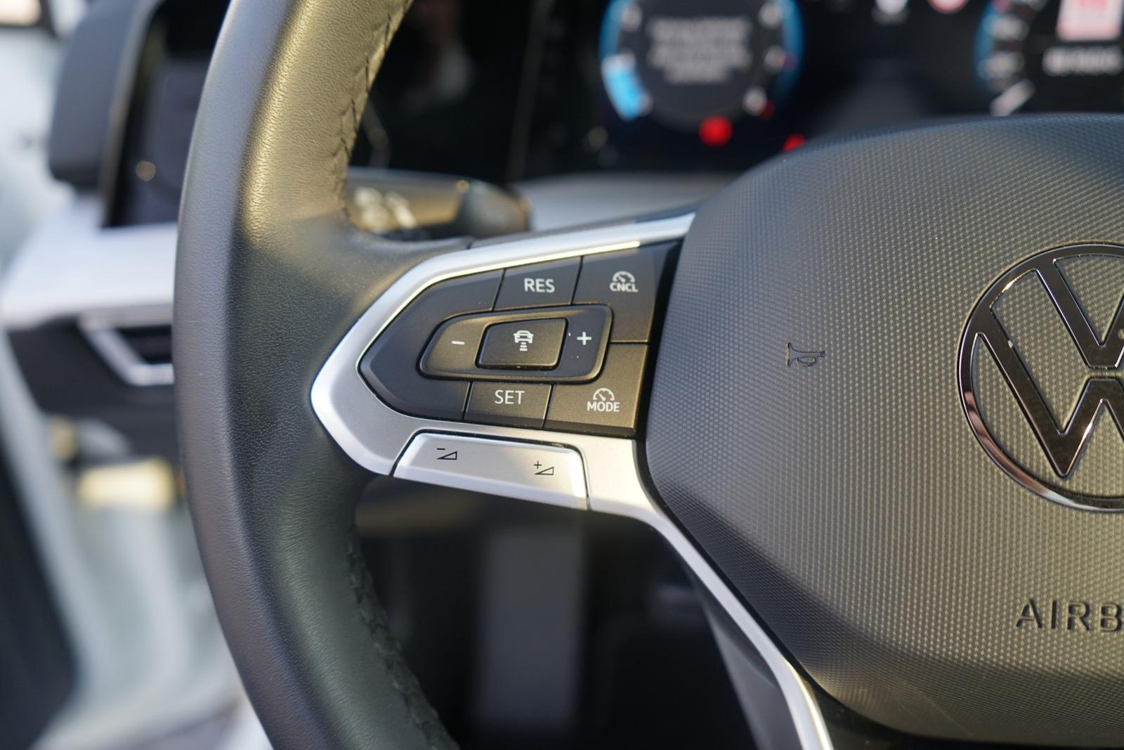 Volkswagen Golf 1.5 TSI Life LED Navi ACC Android Apple, миниатюра 17