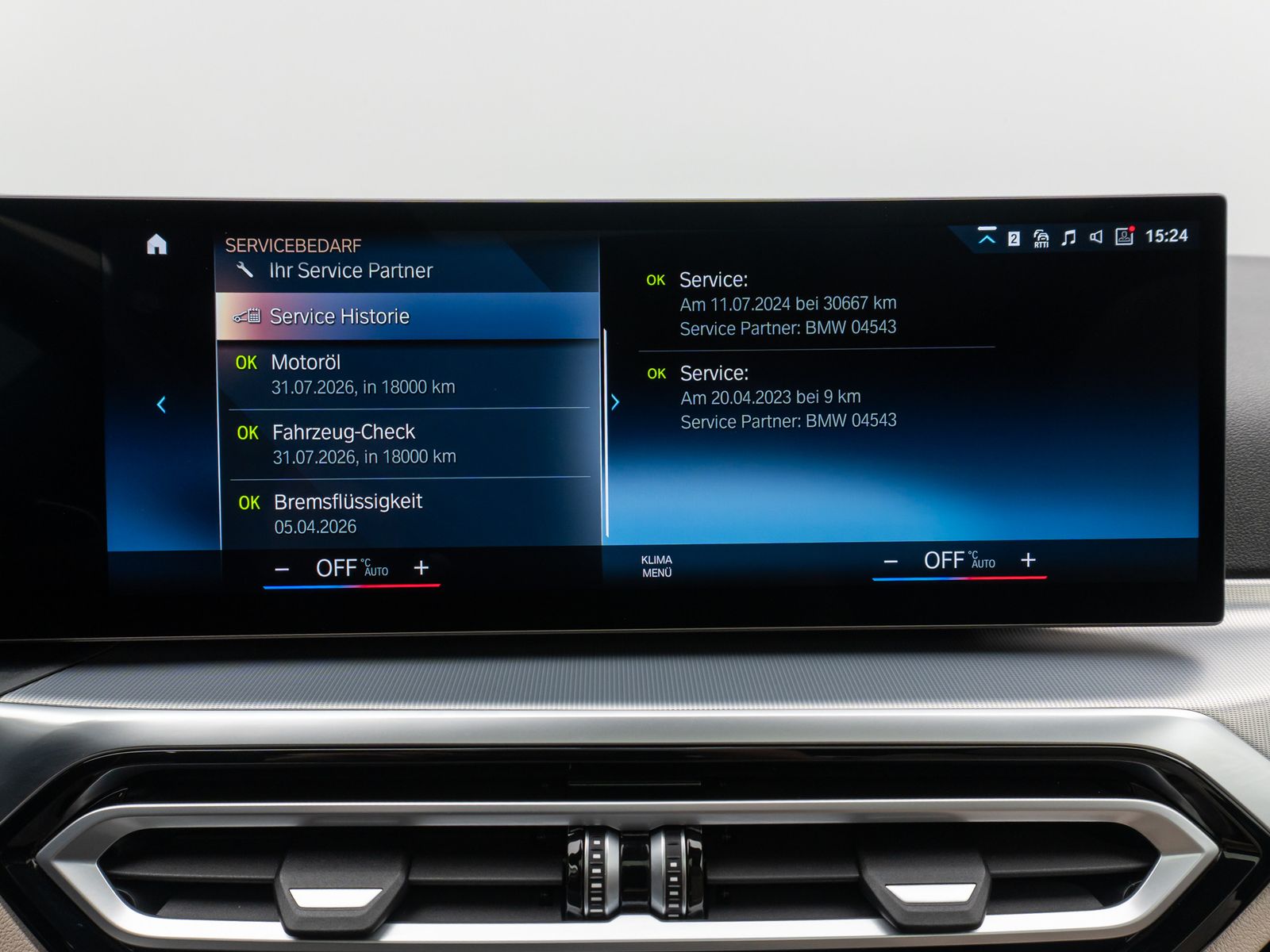 Fahrzeugabbildung BMW M440i xD GC Glasdach Laser 360°HUD DAB HiFi ACC