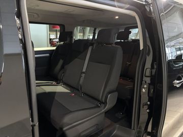 Fotografie 12 des Opel Zafira 2.0 D XL AT 130 kW Edition