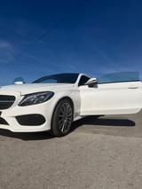 Mercedes-Benz 250 - weiße Mercedes-Benz 250