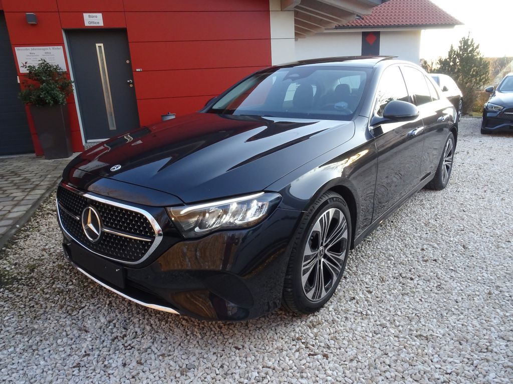 Mercedes-Benz E 200