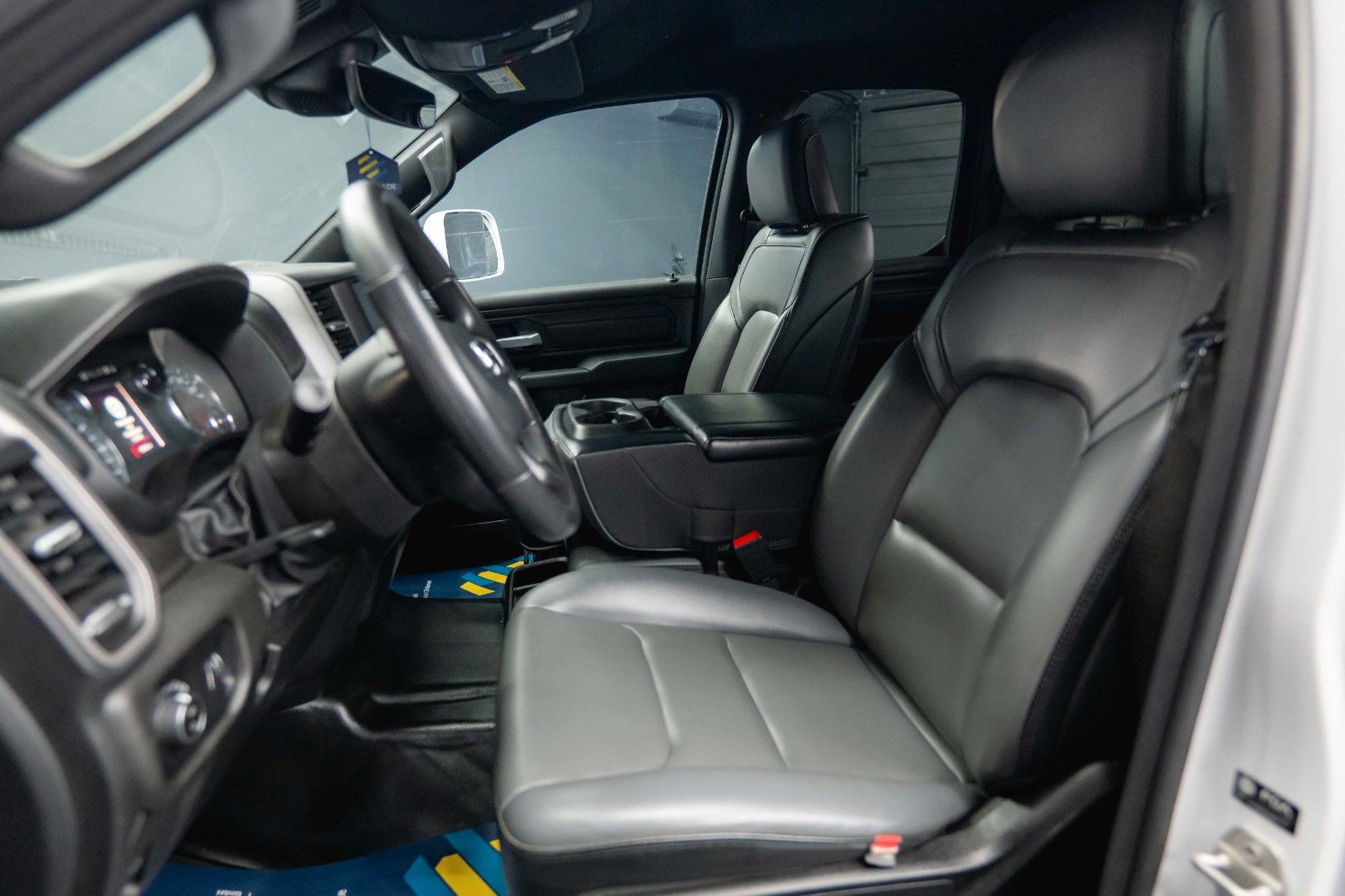 Fahrzeugabbildung Dodge RAM 5.7 V8 HEMI 4x4 OFFROAD LONGBED Limited 19%