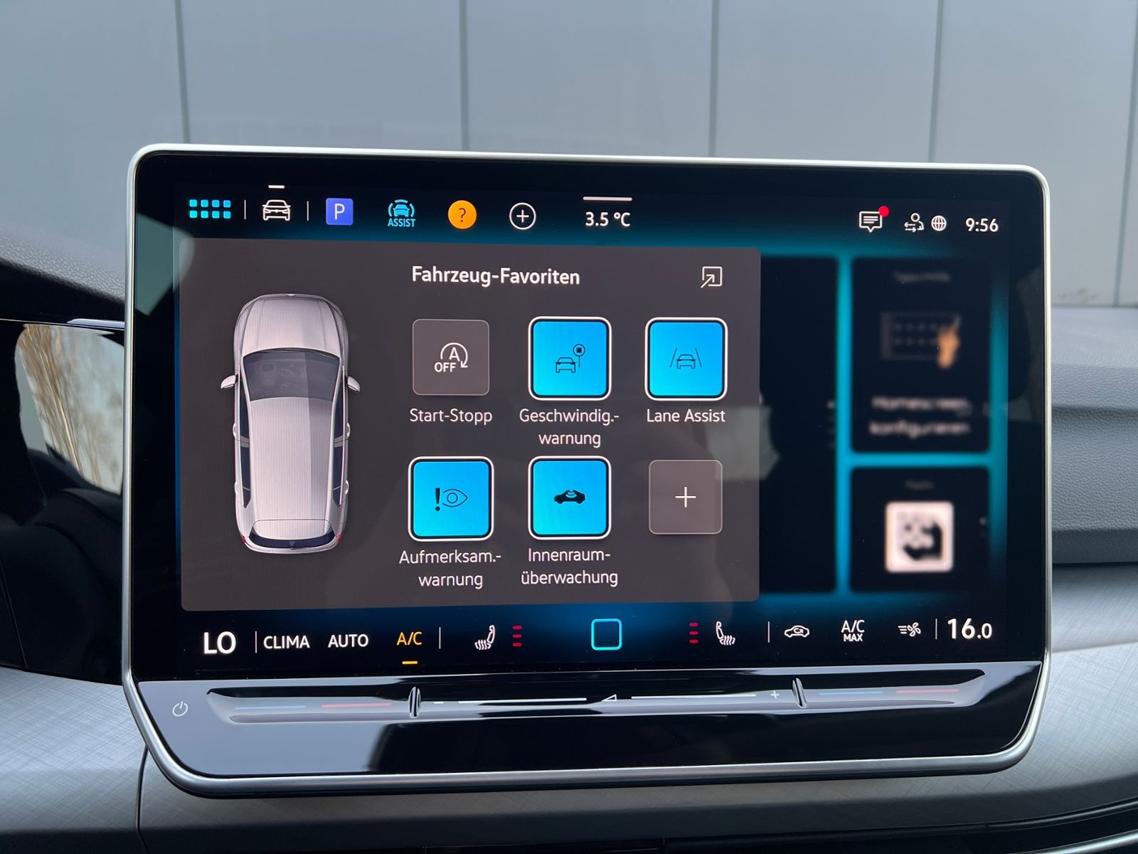 Fahrzeugabbildung Volkswagen Golf VIII Life 1.5 TSI *ACC, Light Assist, Sitzh