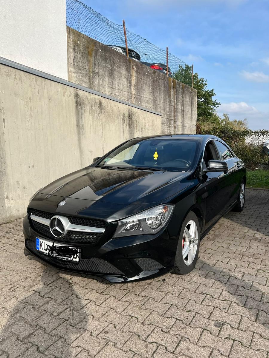 Mercedes-Benz CLA 220