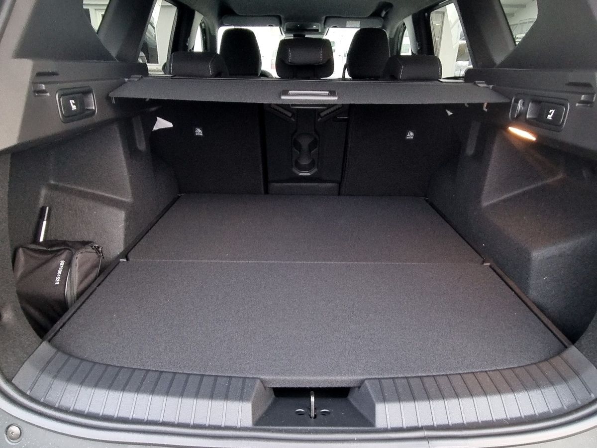 Fahrzeugabbildung Dacia Bigster Journey HYBRID 155