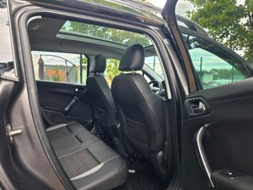 Peugeot 2008 - 10