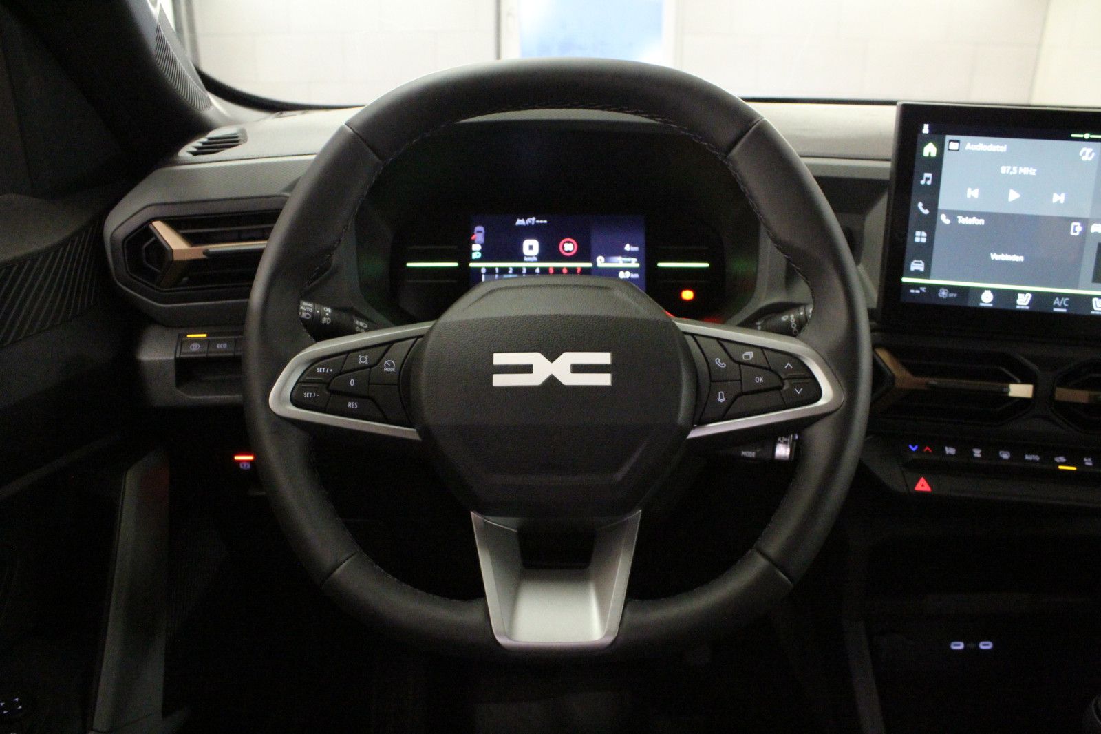 Fahrzeugabbildung Dacia Duster mild hybrid 140 Extreme *Winterp.*MY 26