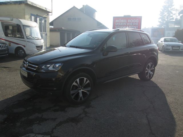 Volkswagen Touareg V6 TDI BMT ~ AHK ~ Leder ~ Std.-Hzg ~