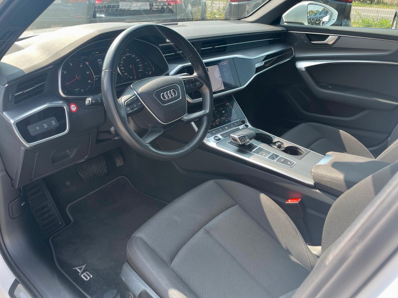 Fahrzeugabbildung Audi A6 Avant 40 TDI Aut. Navi LED Tempomat 1.HAND PD