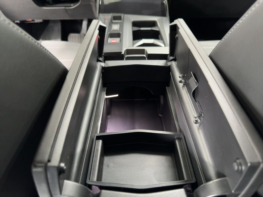 Fahrzeugabbildung Opel Grandland GS, Allwetter, 360 Grad Kamera, SHZ, L