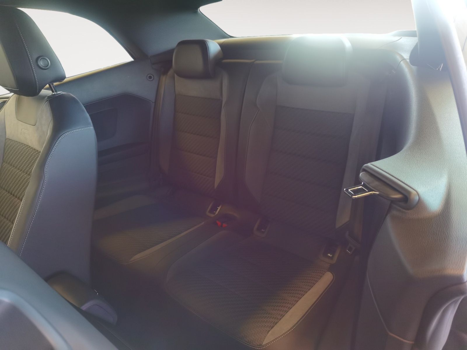 Volkswagen T-Roc - Bild 14