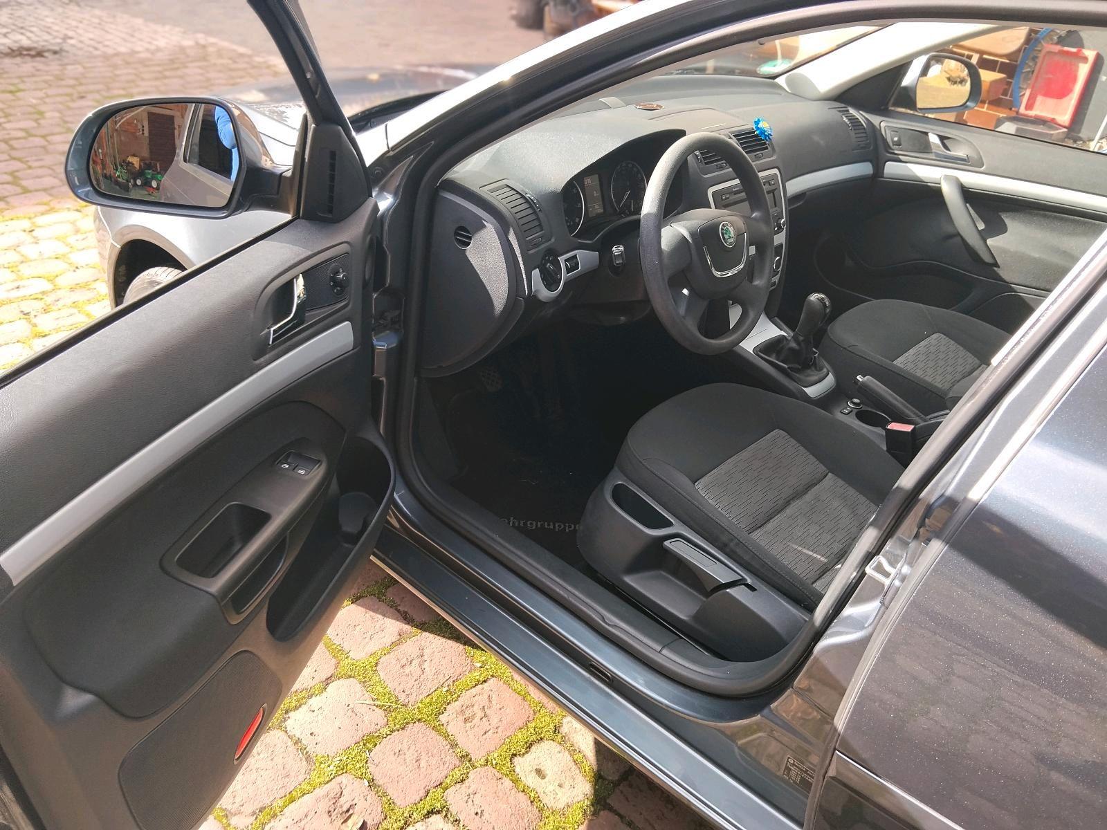 Skoda Octavia 2009 — photo 11