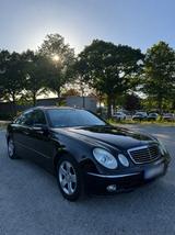 Mercedes-Benz E320 W211 Avantgarde - Mercedes-Benz E 320: W211