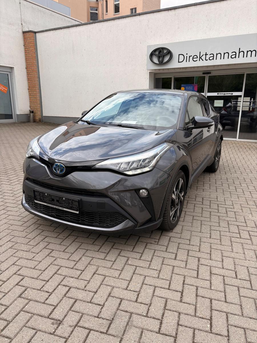 Toyota C-HR 2.0 Hybrid Team D