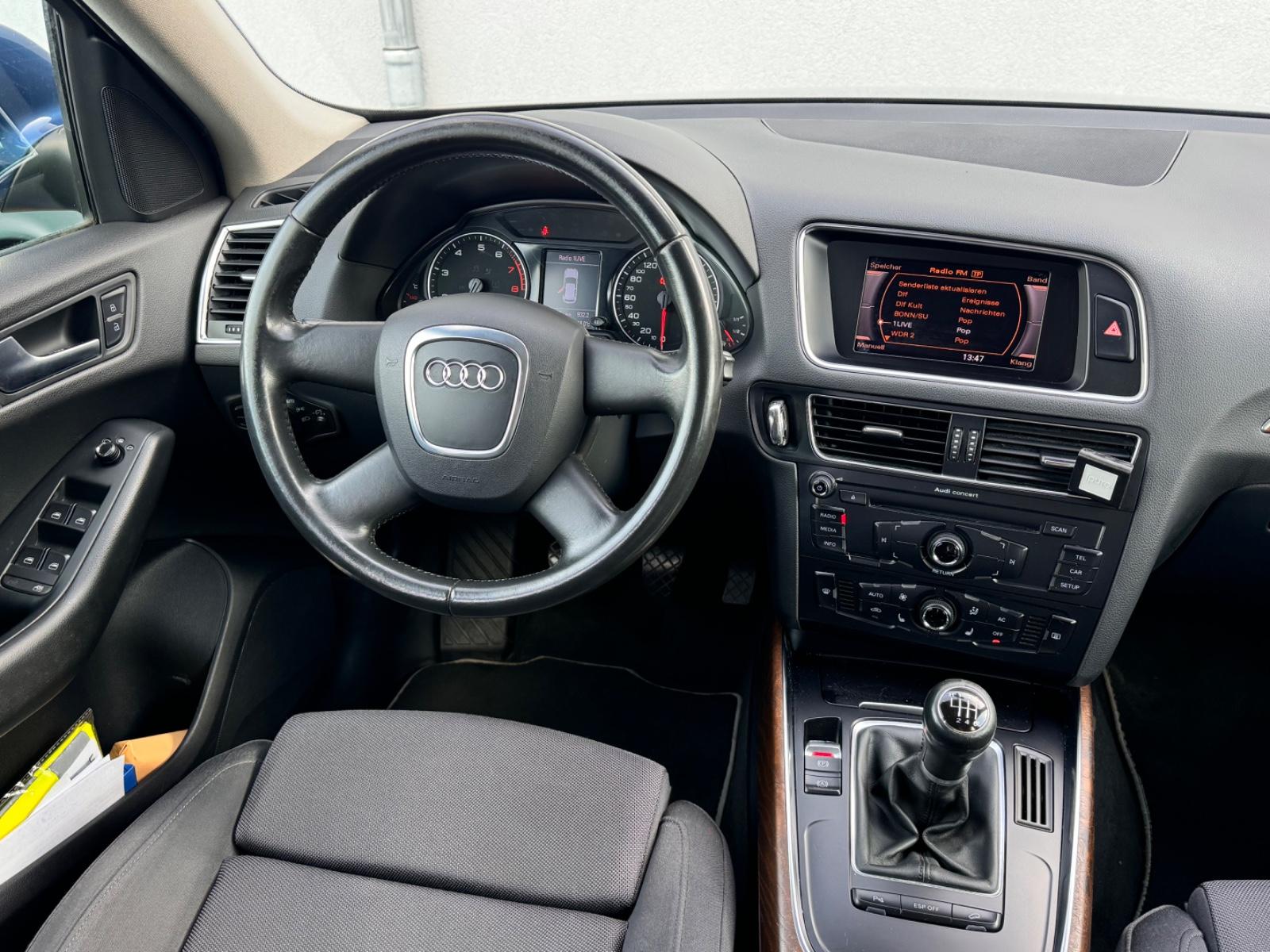 AUDI Q5 - 2.0 179 CV - BVM - ATTELAGE