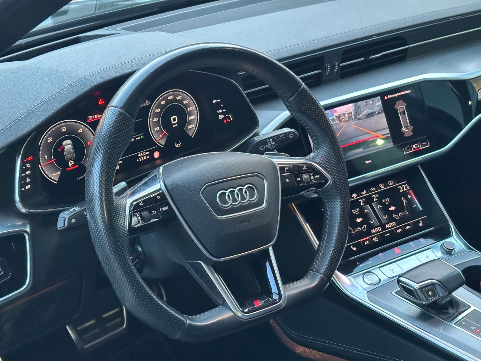 Fahrzeugabbildung Audi A6 Avant 50 TDI *S-Line*Pano*HUD*B&O*Kamera