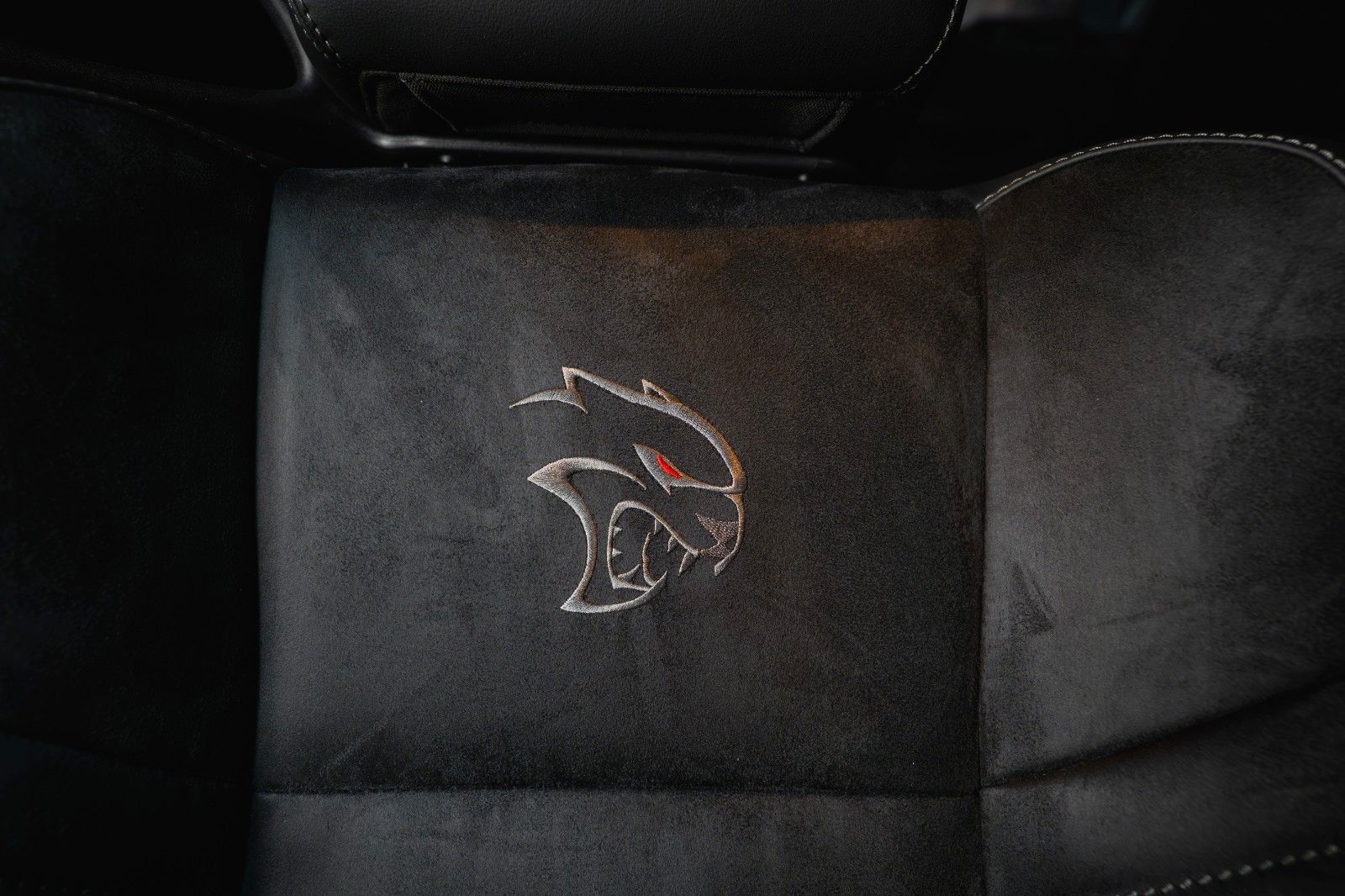 Fahrzeugabbildung Dodge Challenger 6.4 V8 SRT 392 R/T SCAT PACK WIDEBODY