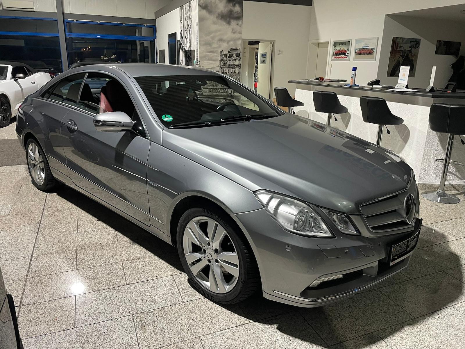 Mercedes-Benz E 350 CGI BlueEfficiency
