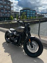 Triumph Bobber Black Wunderkind Custom + Jekill & Hyde - TRIUMPH CUSTOM