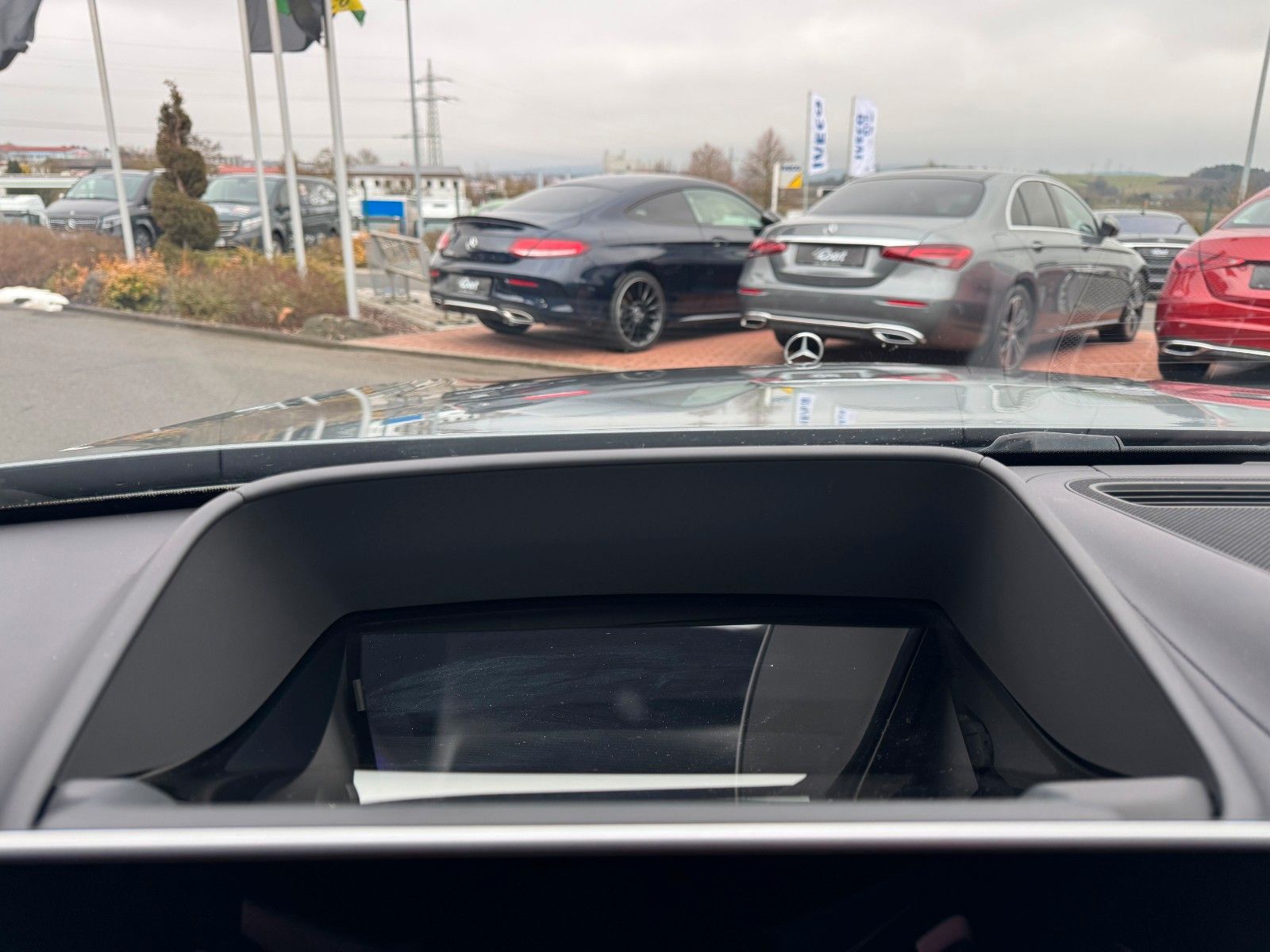 Fahrzeugabbildung Mercedes-Benz S 580 4M L VOLL+AMG+STH+Fond-Enter+Pano+AirM