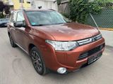 Mitsubishi Outlander ClearTec Instyle 4WD*7-SiTZER*PANO - Mitsubishi Outlander in Stuttgart