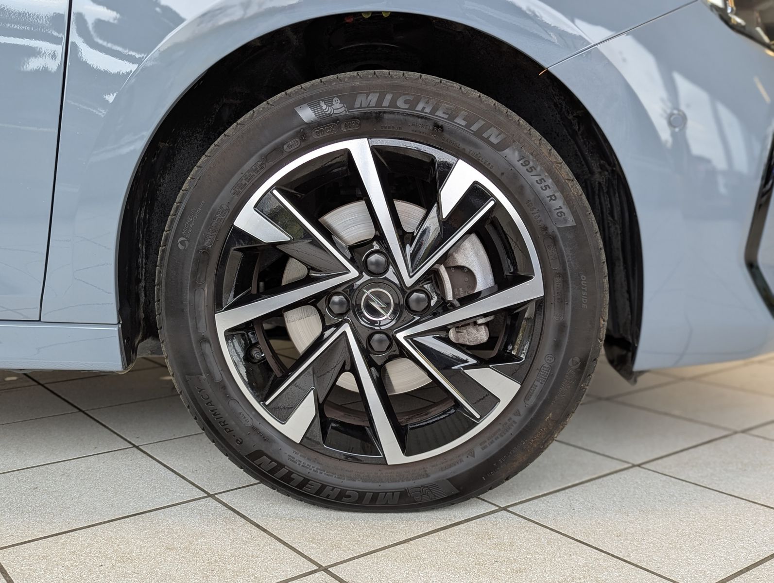 OPEL Corsa 1.2 GS IntelliLux Tech1-Komfort-Paket Cam - Image 10