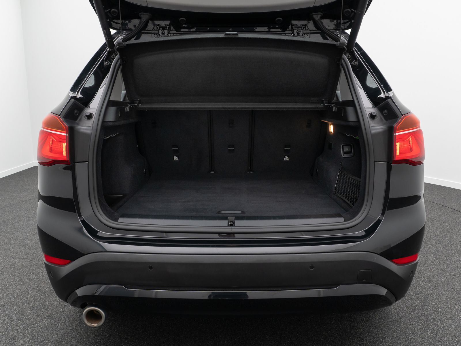 Fahrzeugabbildung BMW X1 xD25e DAB Navi ParkAssist Lordos Geschwindig
