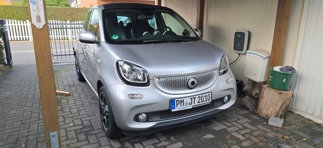 Smart ForFour 1.0 52kW prime Vollausstattung 