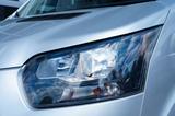 Ford Transit Kasten 470 2.0 L4 H2 Zwillingsbereifung - Ford Transit mit Diesel-Antrieb: 2.4