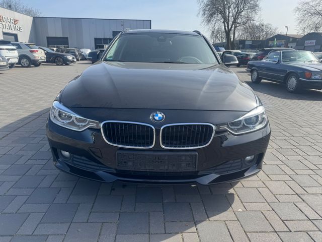 BMW 320 Touring 320 d/PANO/AHK/PDC /STZHZG/TEMP/NAVI