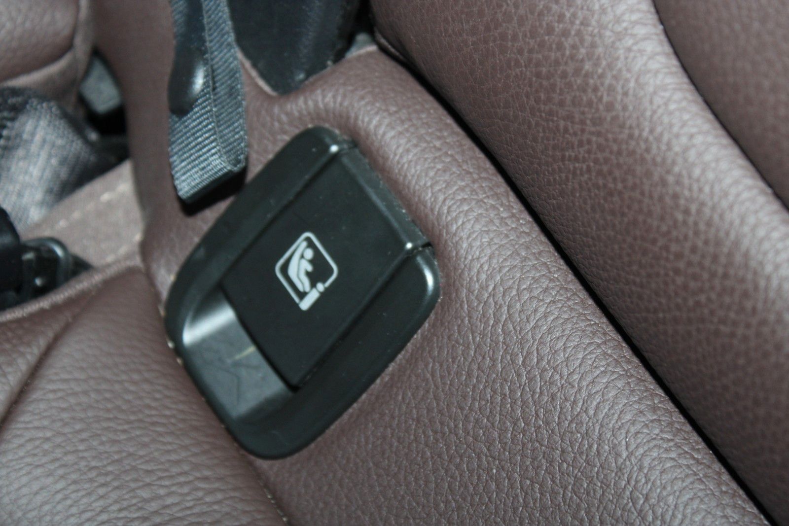 Fahrzeugabbildung BMW X1 xDrive20d Sport Line Aut. Pano AHK Leder LED