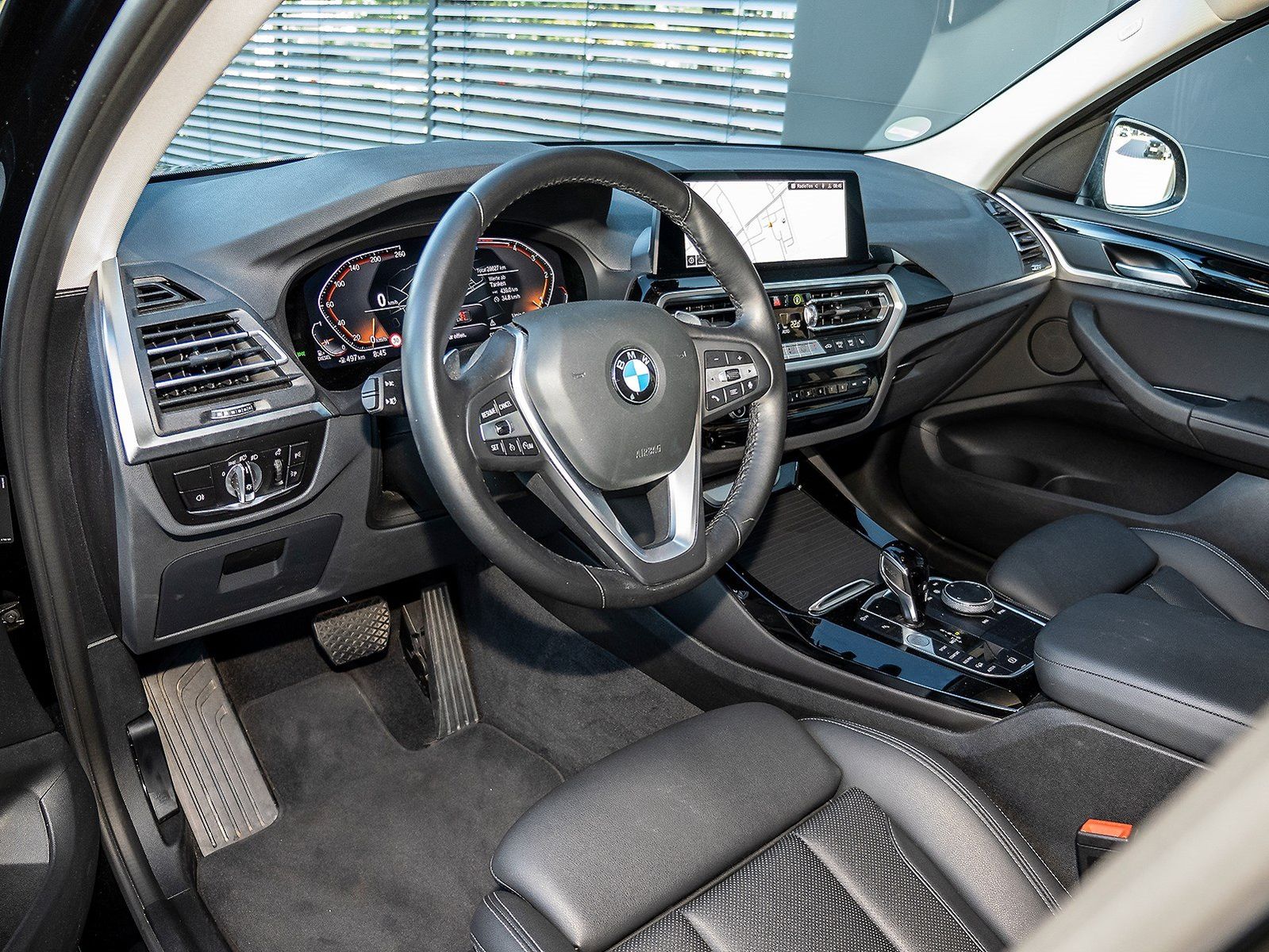 BMW X3 xDrive20d AHK HiFi DAB LED Kamera LED Sitzhei imagem 3