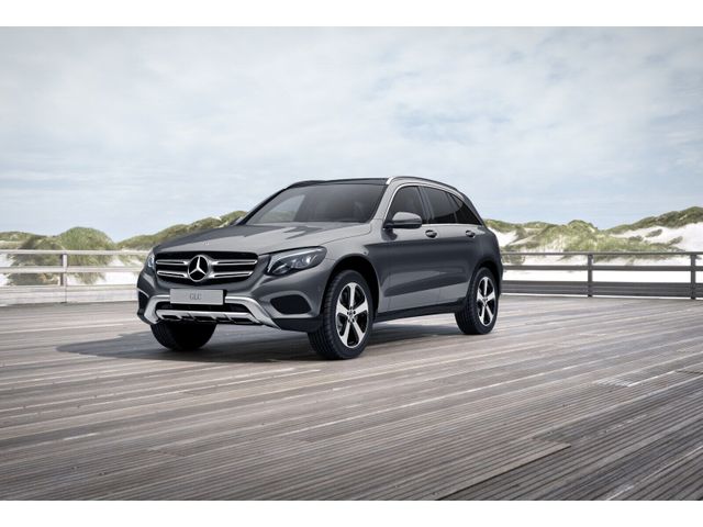 MERCEDES-BENZ GLC 220 d 4M LED+AHK+KEYLESS+EASY-PACK+PANO+KAM+