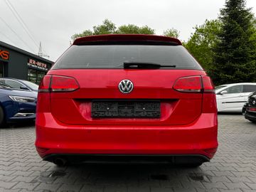 Volkswagen Golf - 5