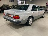 Mercedes-Benz 220E *Automatik,Schiebedach* - Mercedes-Benz 220: A