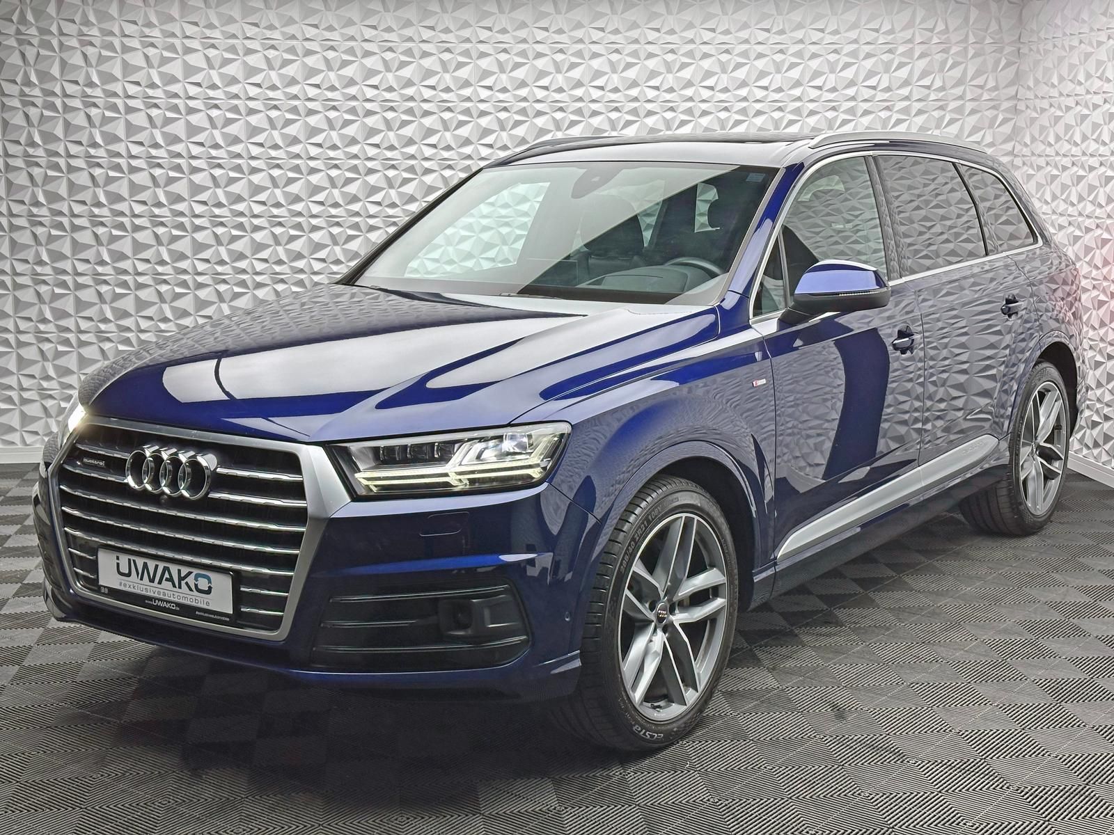 Fahrzeugabbildung Audi Q7 50 TDI S-LINE PLUS/MATRIX/ACC/LUFT/STHZ/NIGHT