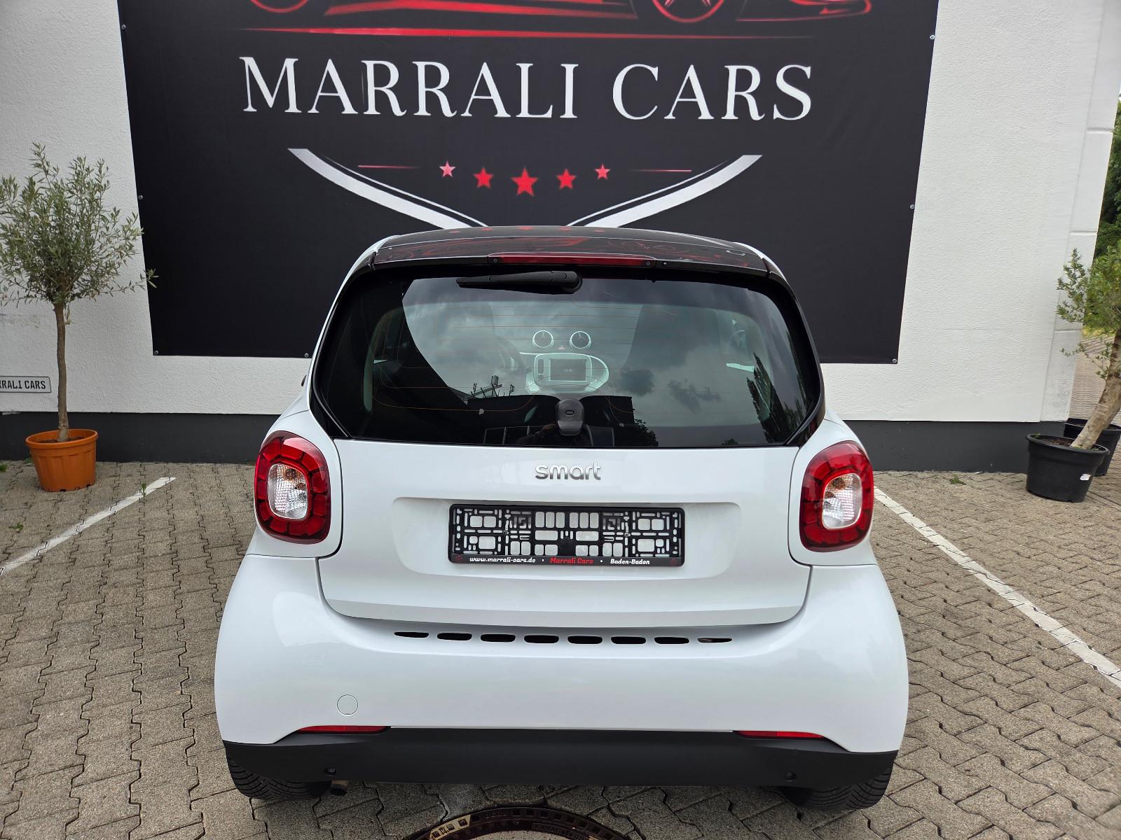 Smart ForTwo coupe Basis 90Ps*Pano*Scheck-H*Spur-H*Nav
