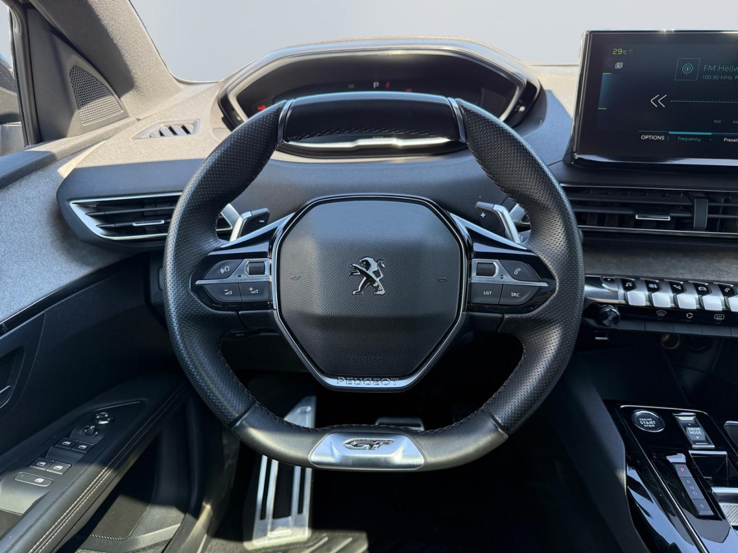 Peugeot 3008 1.6 Hybrid4 300 GT (Plug-In) *Pano*CAM*ACC*
