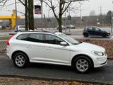 Volvo XC60 Momentum EU6/Panorama/Navi/1.Hand/73.500km - gebrauchte Volvo XC60 aus dem Jahr 2014