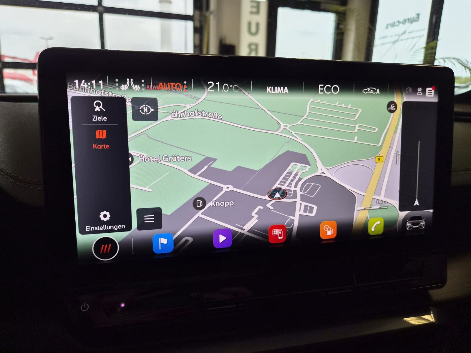 Fahrzeugabbildung CUPRA Formentor VZ e-Hybrid / GEPFLEGT / 1. HAND