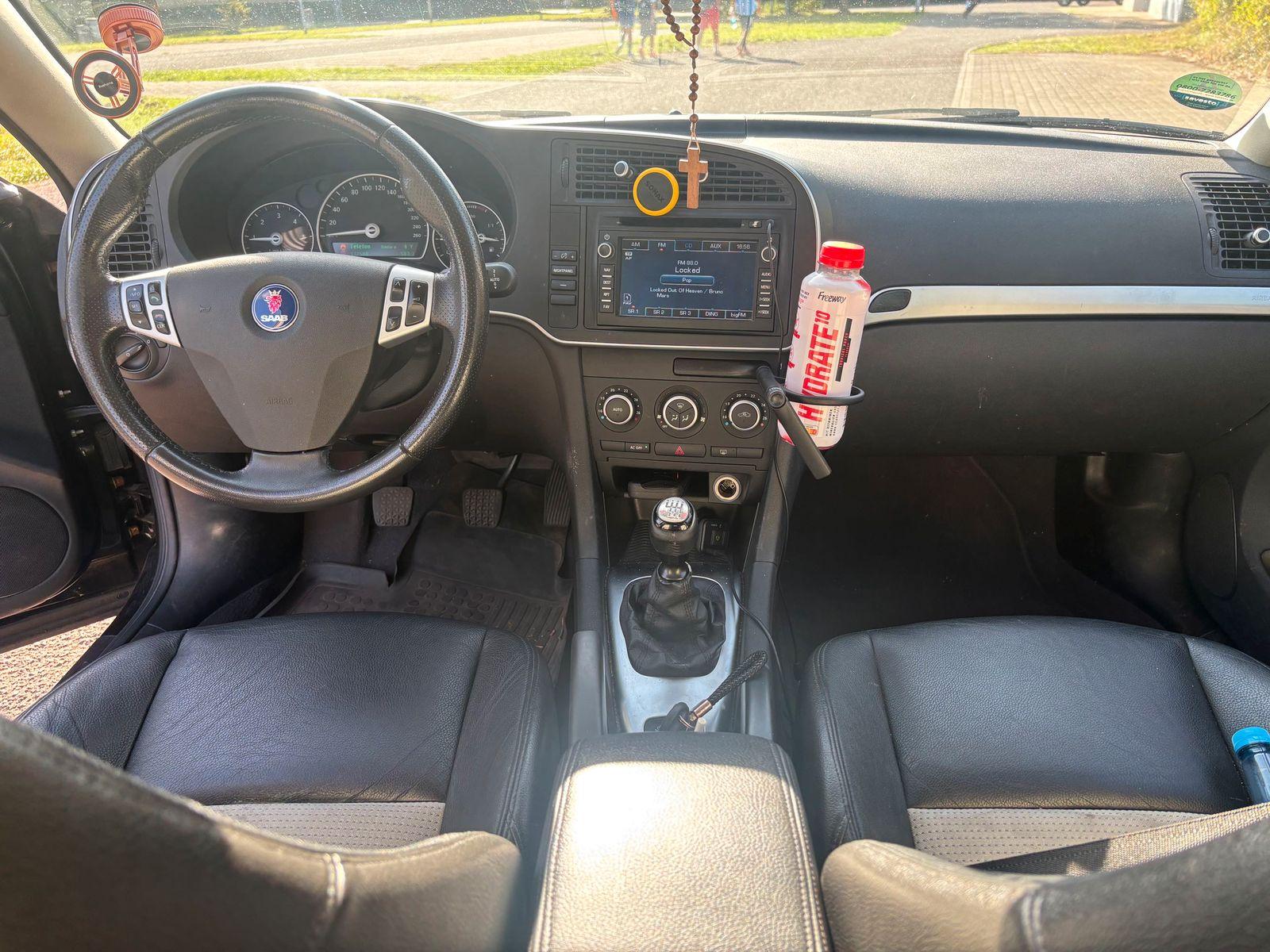 Saab 9-3 2009 — photo 8