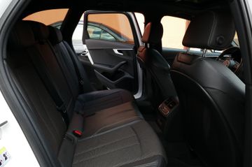 Fahrzeugabbildung Audi A4 Avant quattro  S line Sport / Plus,
