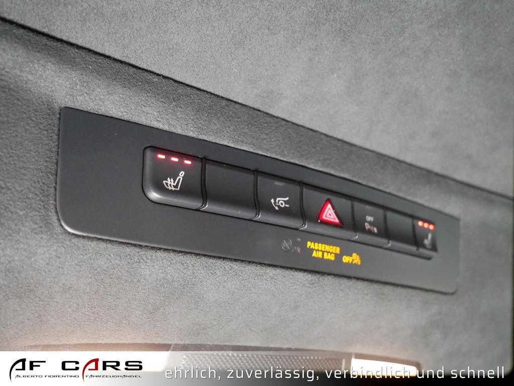 Mercedes-Benz AMG GT R