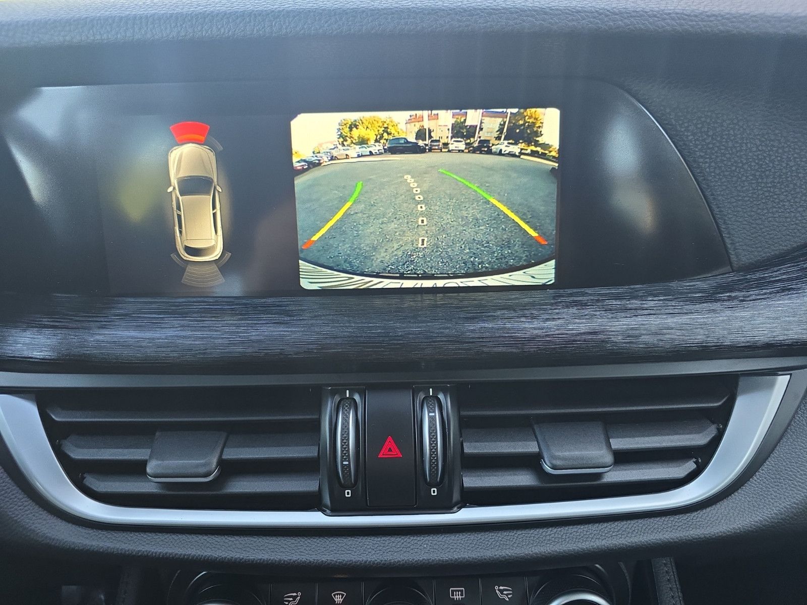 Fahrzeugabbildung Alfa Romeo Stelvio Super Q4 NAVI LEDER AUTOMATIK M+S