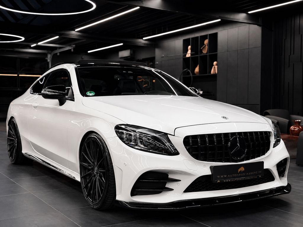 Image of Mercedes-Benz C 300