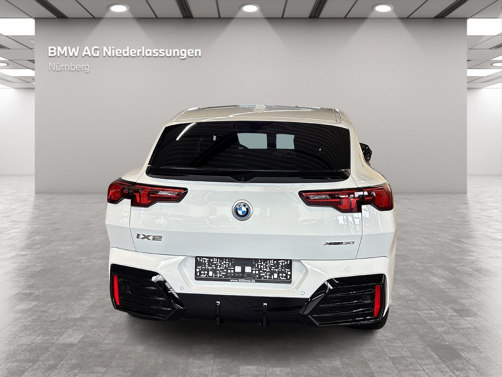 BMW iX2 - Bild 8