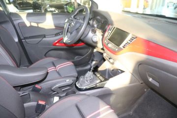 Fotografie 5 des Opel Crossland (X) Crossland 1.2 GS Line