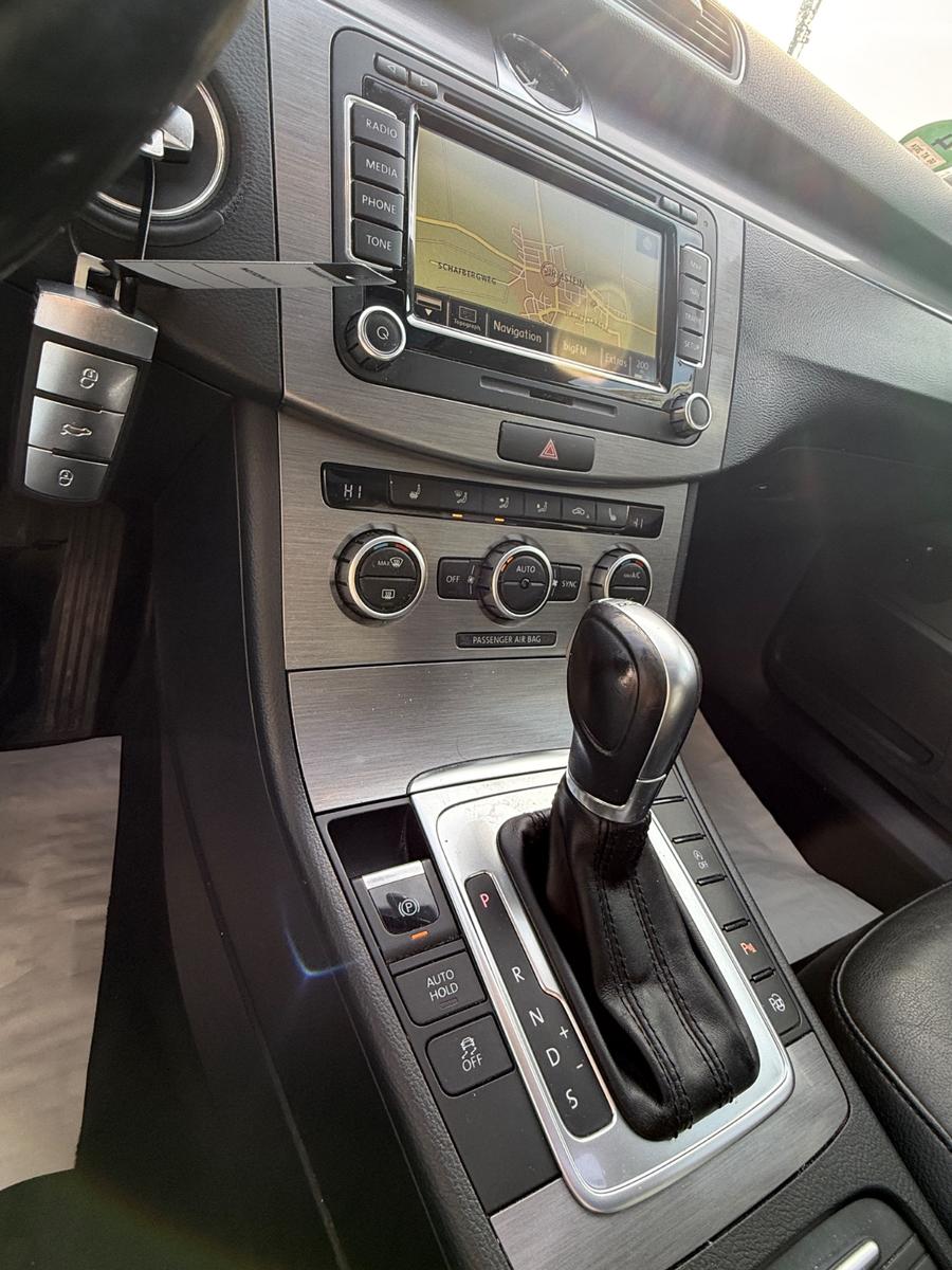 Volkswagen Passat 2014 — photo 19