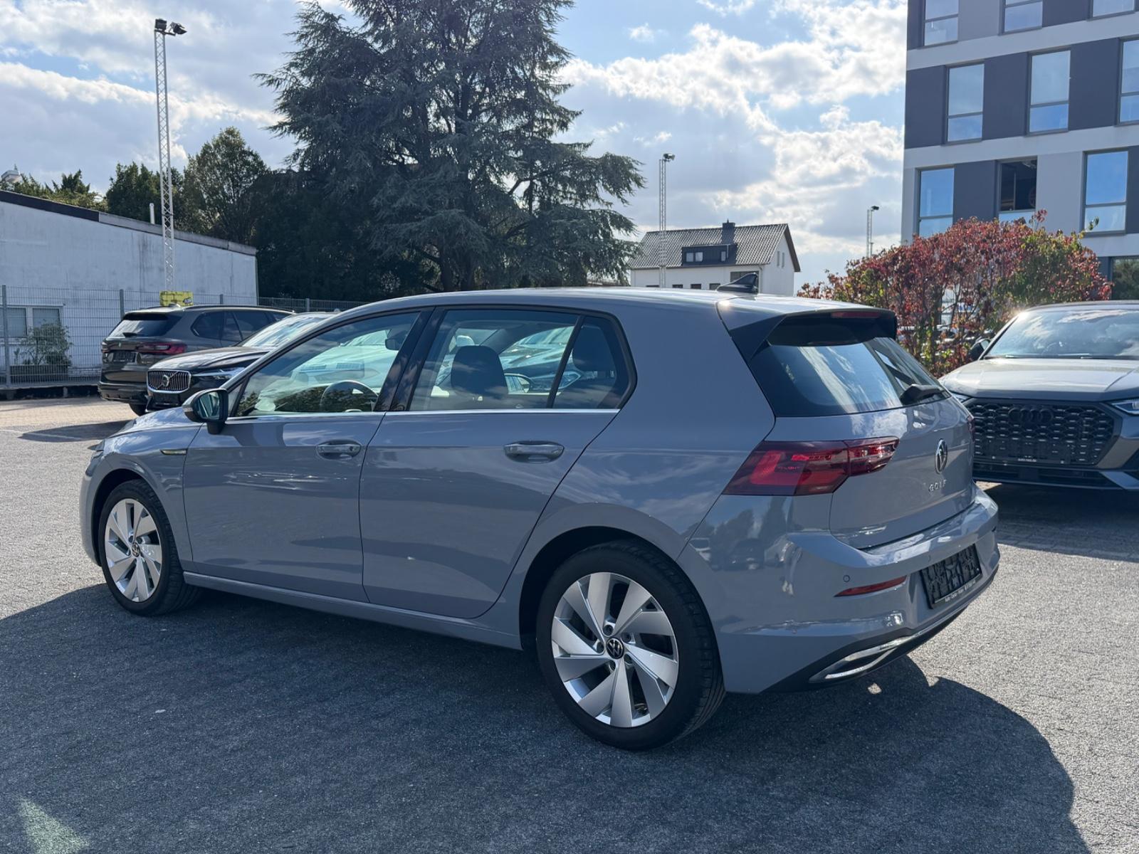 Volkswagen Golf VIII Lim. Style, миниатюра 3